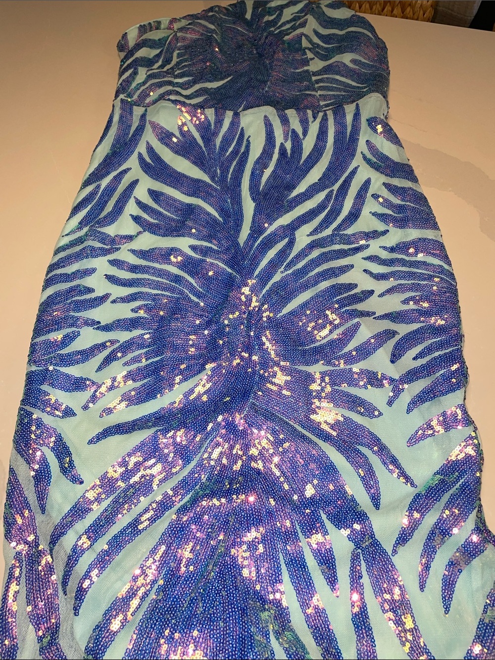 Glam One-Shoulder mermaid sequin gown M - Picture 4 of 13